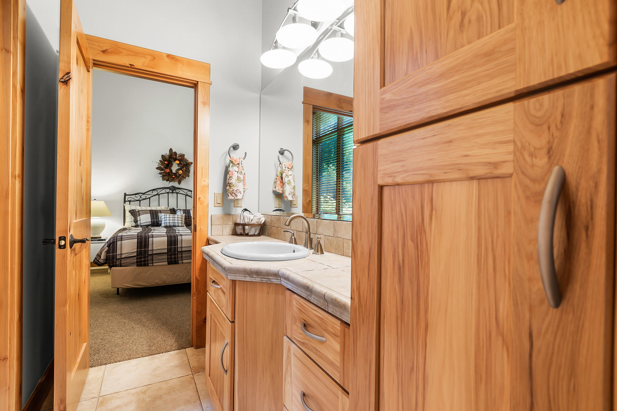 Broken Top - Residential