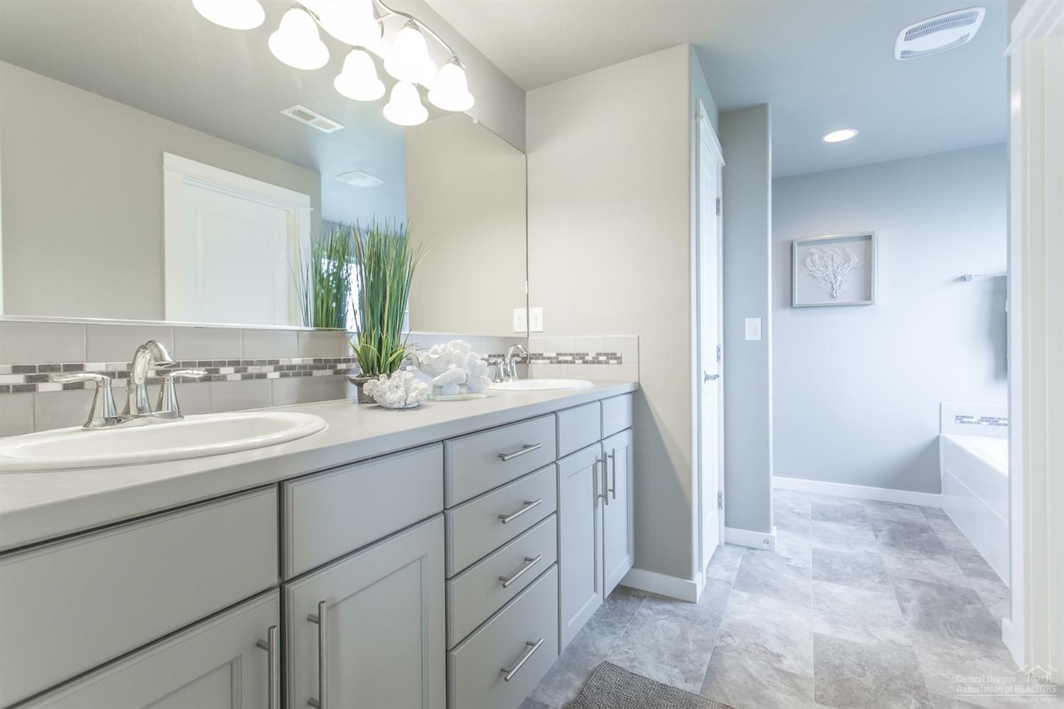 Cascade Heights - Residential