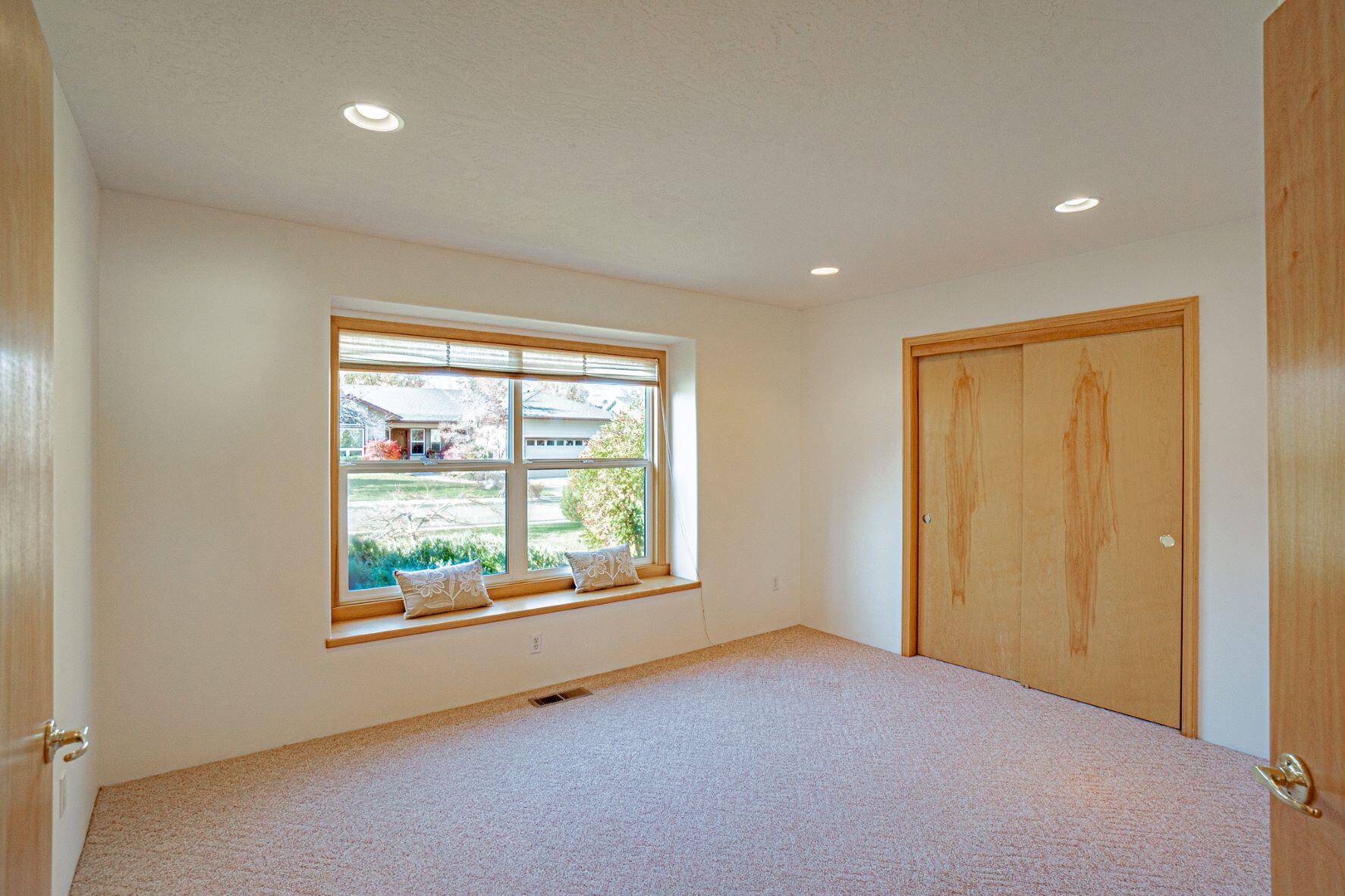 Oak Knoll Meadows Phase 3 - Residential