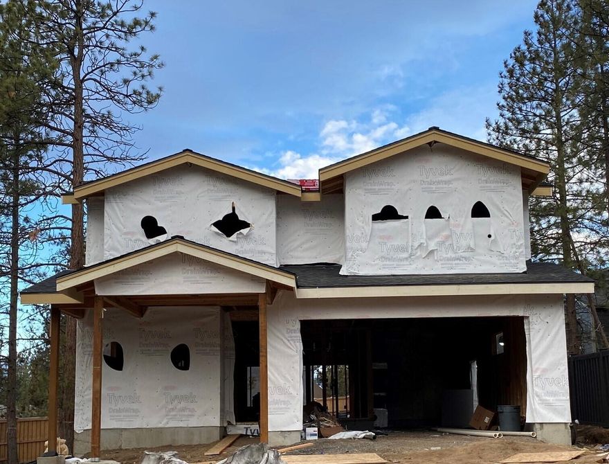 Situated on Bend's West side in the new Marken Summit neighborhood, located near shopping, schools and restaurants. This Northwest Modern style home features a creative selection of finishes and an efficient floor plan fit for any buyer. Enjoy the impressive primary suite featuring large walk in closet, tiled shower, and double vanities. Also upstairs you will find two bedrooms as well as a generous sized bonus room. Another bedroom downstairs would function well as an office or den. The kitchen features custom cabinets, slab quartz countertops, and stainless steel appliances. 2 car garage. Earth Advantage Certified and built by Stone Bridge Homes NW.