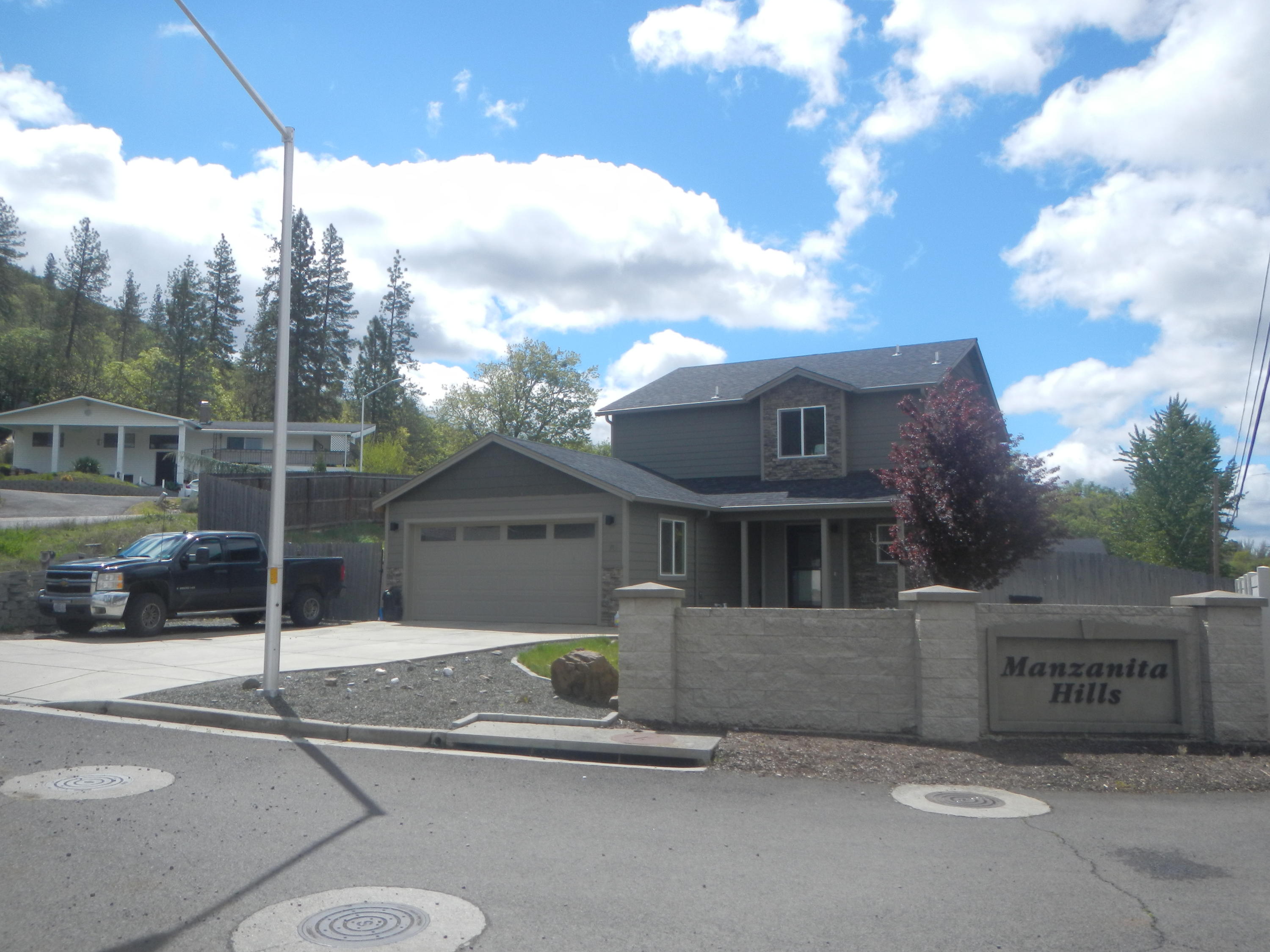 Manzanita Hills - Residential