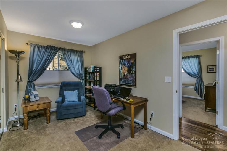 Oak Tree - Residential