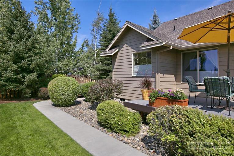 Oak Tree - Residential