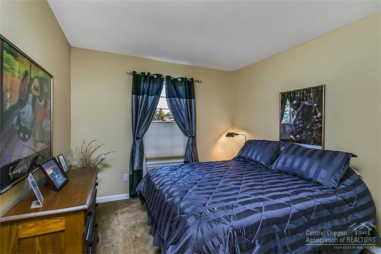 Oak Tree - Residential