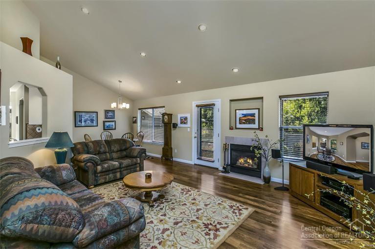 Oak Tree - Residential