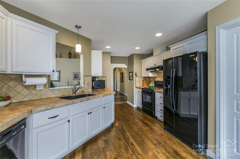 Oak Tree - Residential