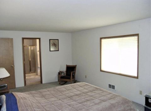 Tiny photo for 52015 Old Wickiup Rd, La Pine, OR 97739 (MLS # 220216249)