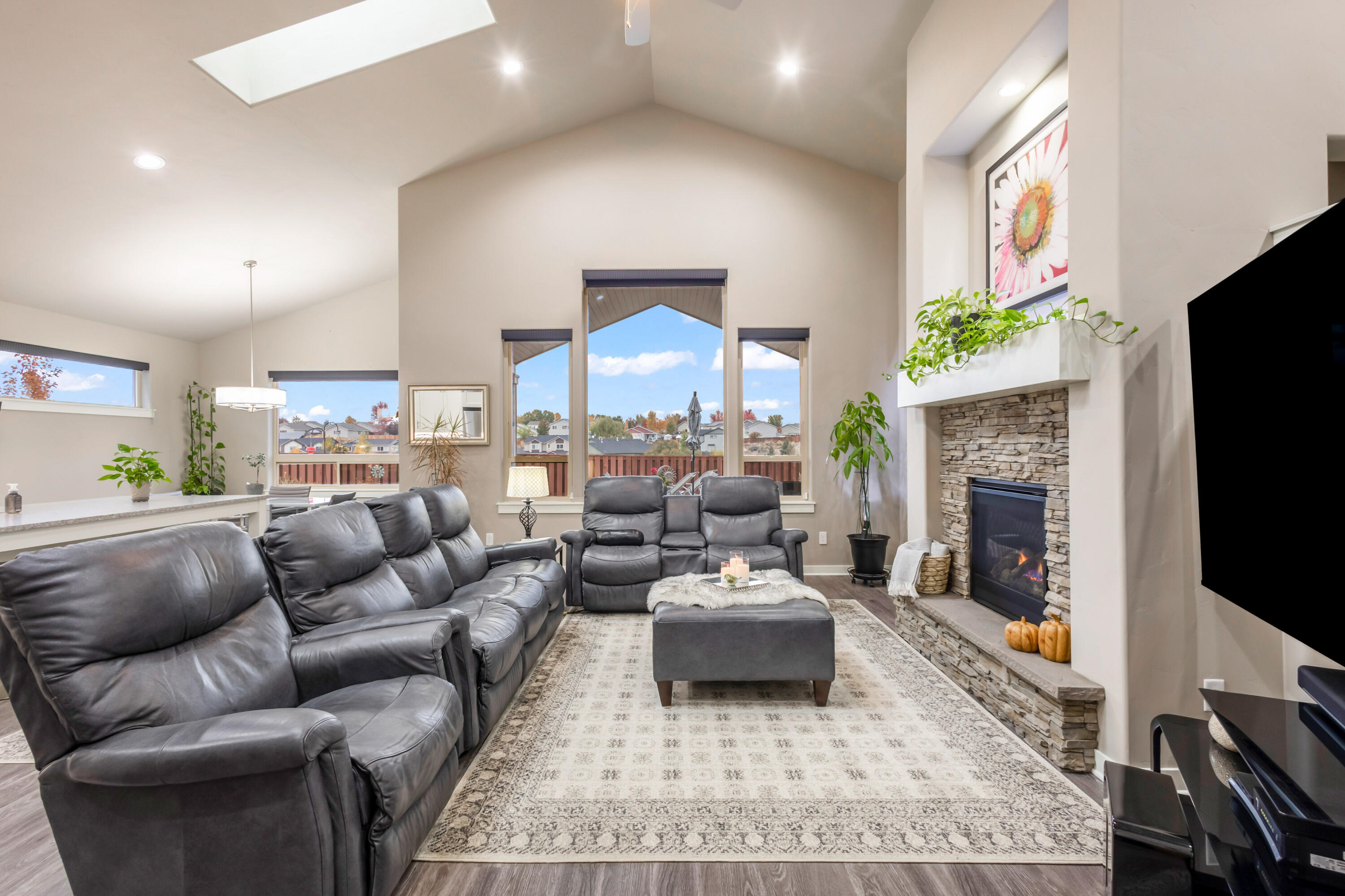 Ochoco Pointe - Residential