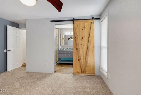 Tiny photo for 1451 Bluebonnet Avenue, Medford, OR 97504 (MLS # 220224380)