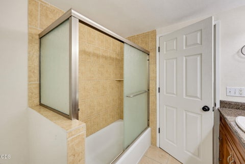 Tiny photo for 1451 Bluebonnet Avenue, Medford, OR 97504 (MLS # 220224380)