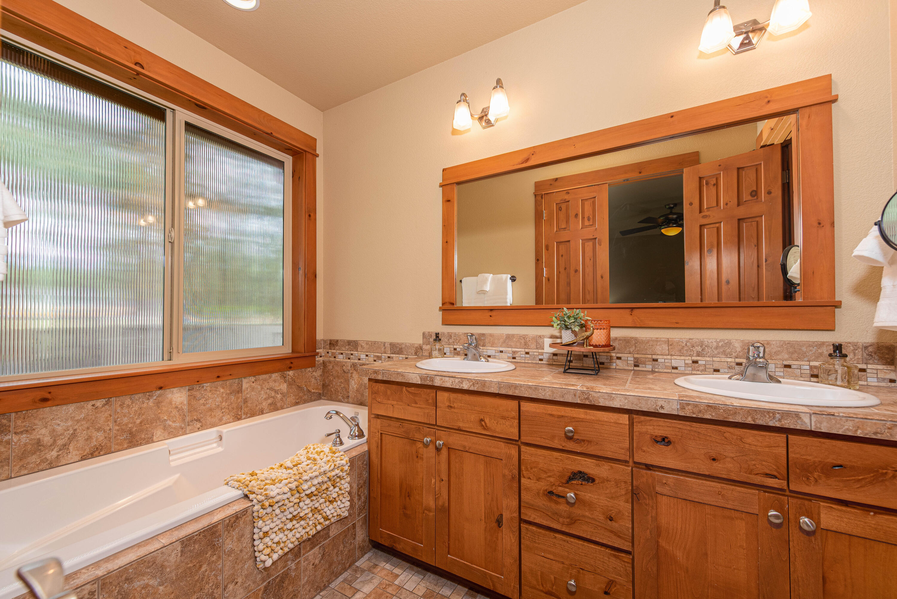 River Rim - Residential