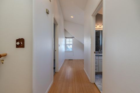 Tiny photo for 246 9th St Alley, Ashland, OR 97520 (MLS # 220212065)