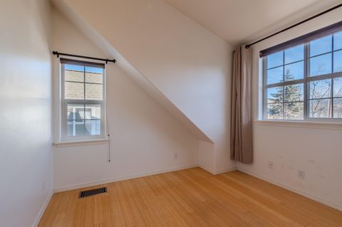 Tiny photo for 246 9th St Alley, Ashland, OR 97520 (MLS # 220212065)