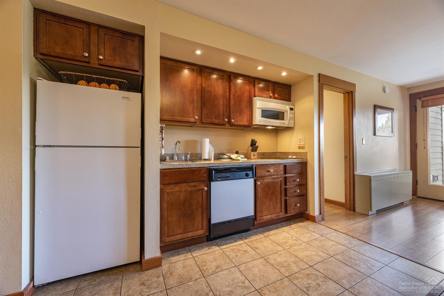 Inn Of The 7th - Residential