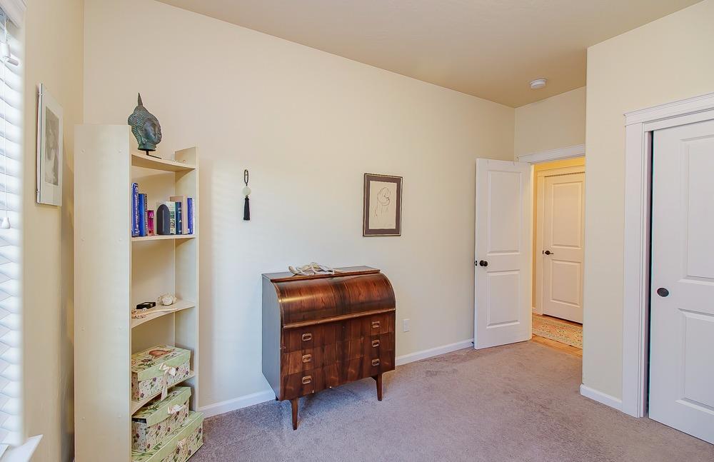 Kamerin Springs - Residential