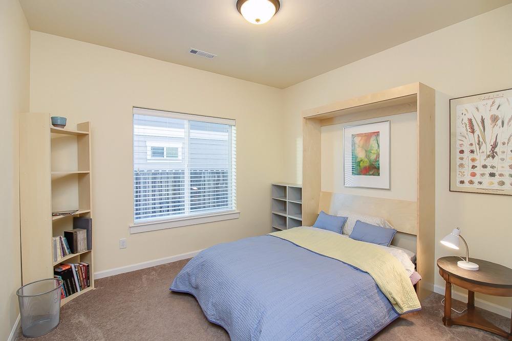 Kamerin Springs - Residential