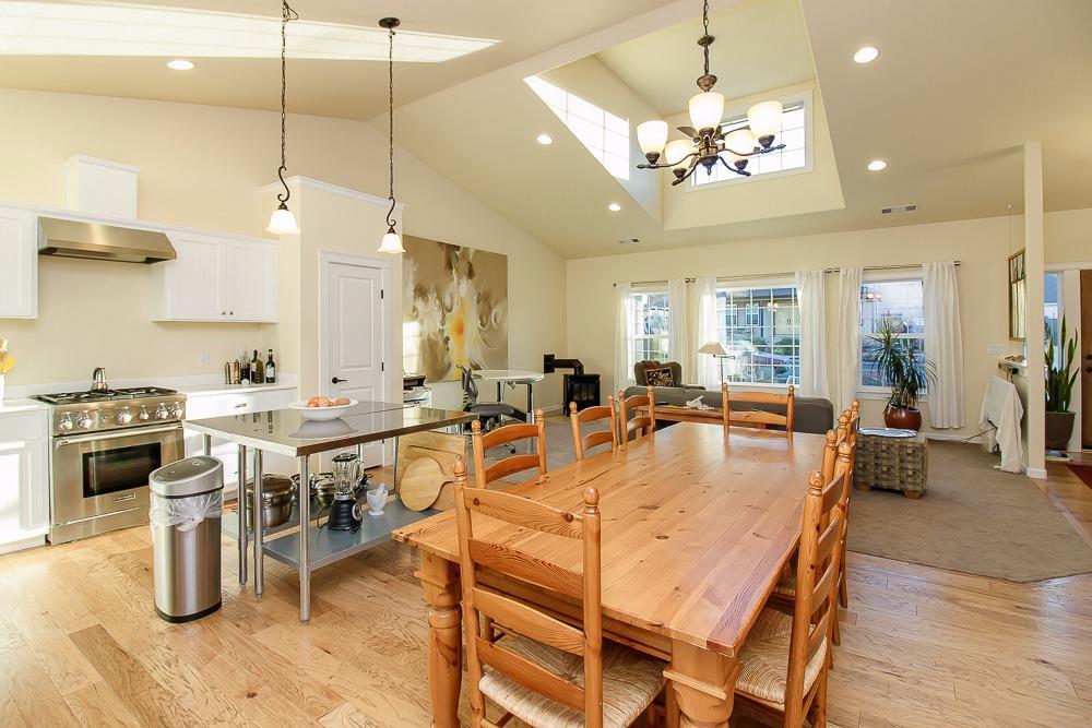 Kamerin Springs - Residential