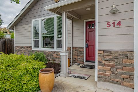 Tiny photo for 514 Coventry Court, Eagle Point, OR 97524 (MLS # 220220107)