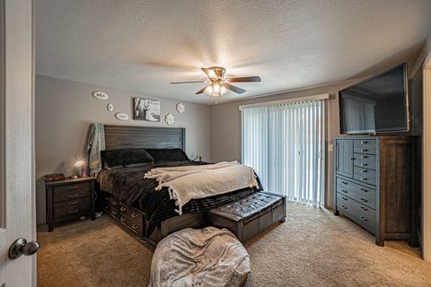 Tiny photo for 514 Coventry Court, Eagle Point, OR 97524 (MLS # 220220107)