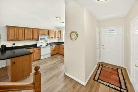 Tiny photo for 1224 N Modoc Avenue #33, Medford, OR 97504 (MLS # 220219333)