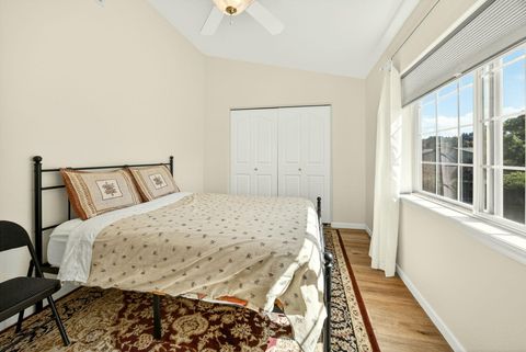 Tiny photo for 1224 N Modoc Avenue #33, Medford, OR 97504 (MLS # 220219333)