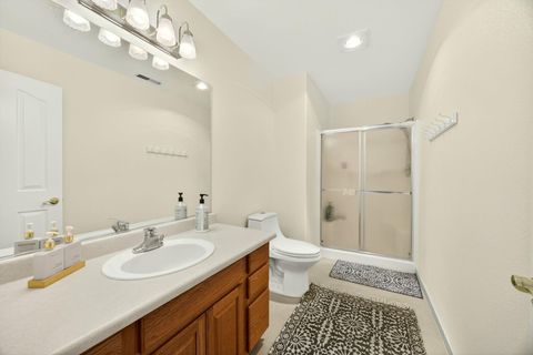 Tiny photo for 1224 N Modoc Avenue #33, Medford, OR 97504 (MLS # 220219333)