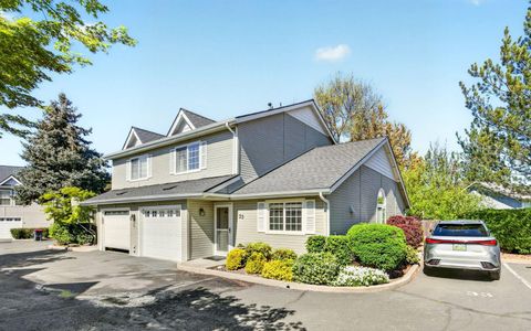 Tiny photo for 1224 N Modoc Avenue #33, Medford, OR 97504 (MLS # 220219333)