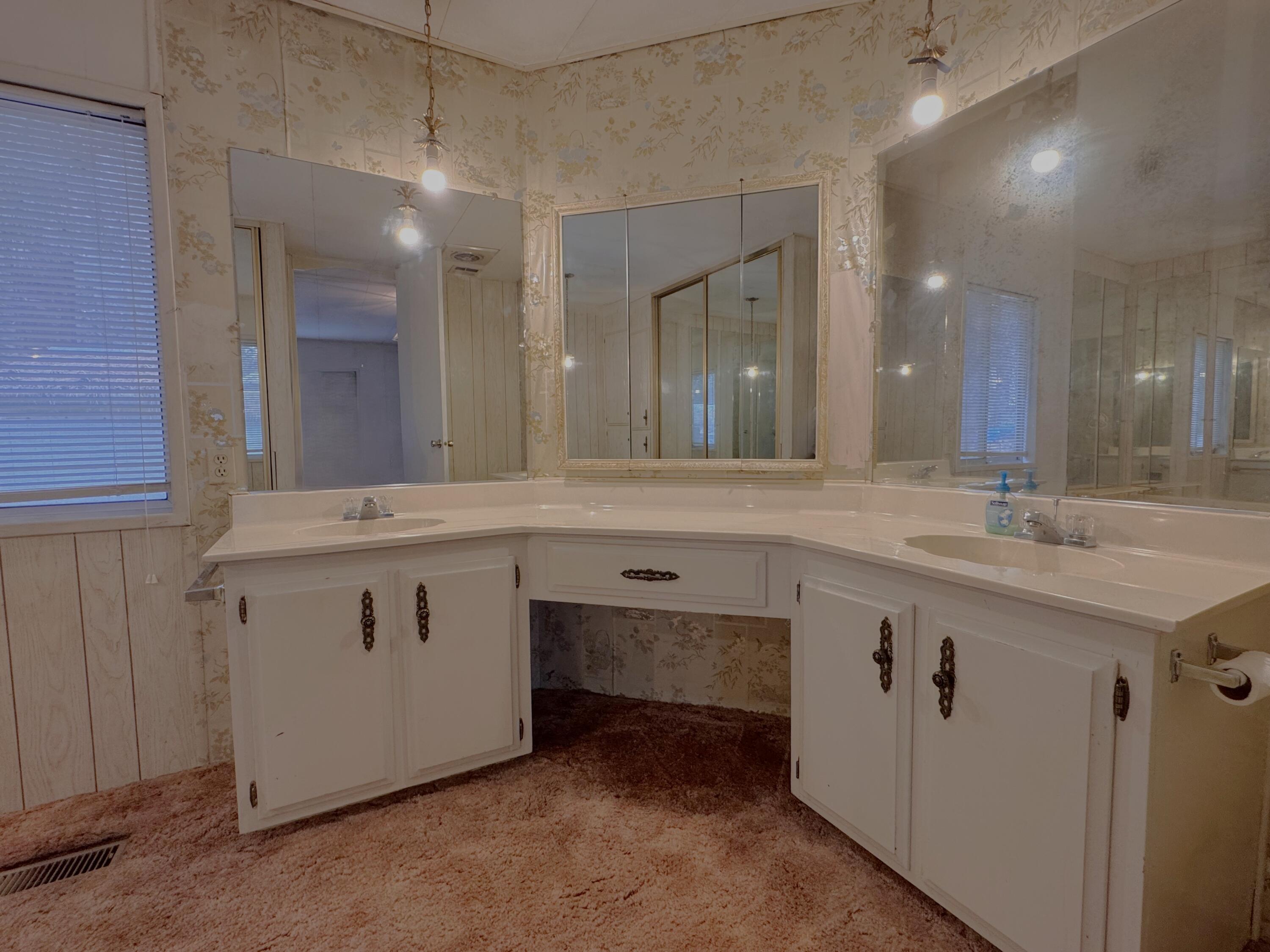 Romaine Village - Residential