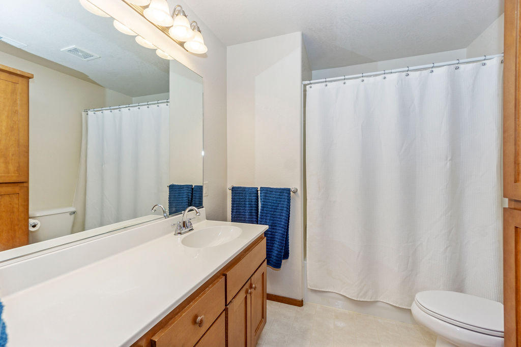Alderwood Townhomes - Residential