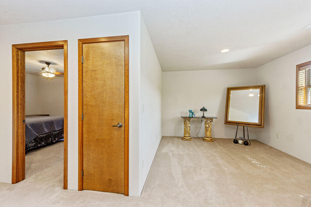 Alderwood Townhomes - Residential