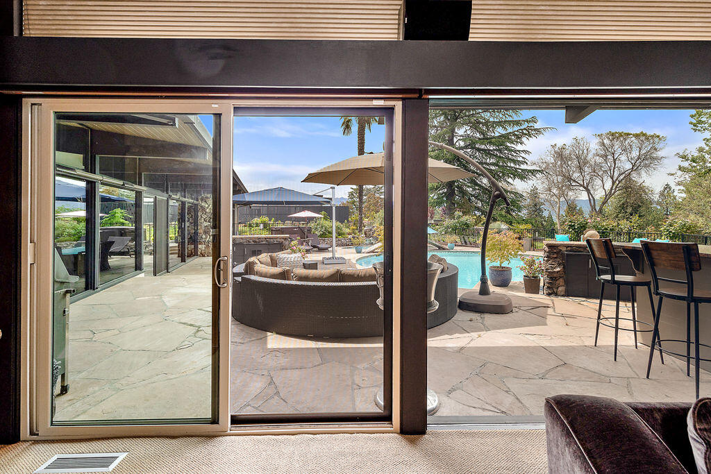 Rogue Valley Estates Subdivision - Residential