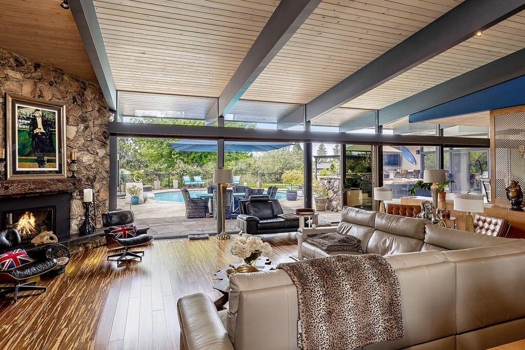 Rogue Valley Estates Subdivision - Residential