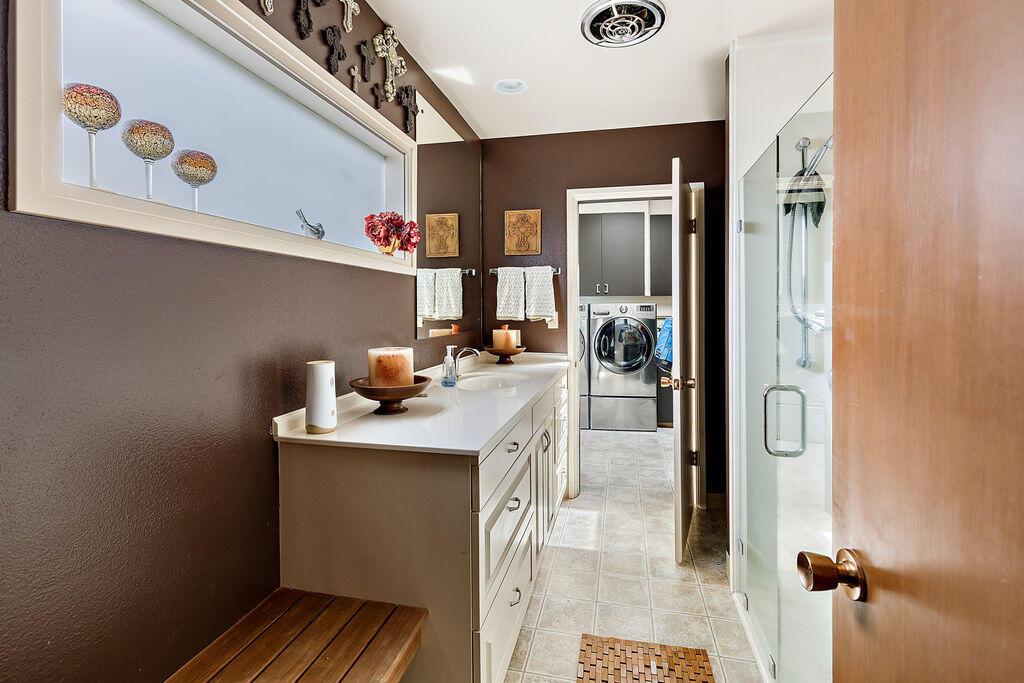 Rogue Valley Estates Subdivision - Residential