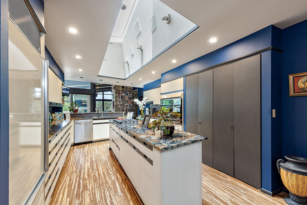 Rogue Valley Estates Subdivision - Residential