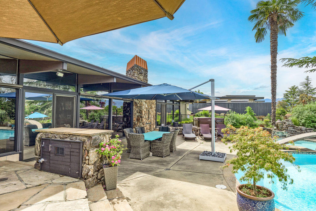 Rogue Valley Estates Subdivision - Residential