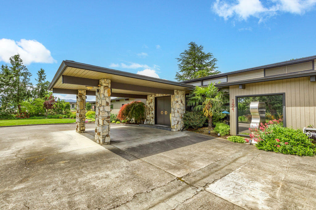 Rogue Valley Estates Subdivision - Residential