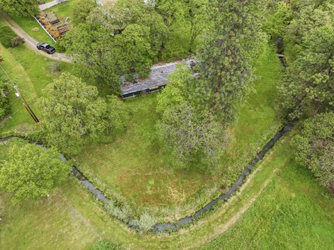 Tiny photo for 620 Vista Park Drive, Eagle Point, OR 97524 (MLS # 220219783)