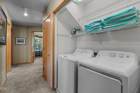 Tiny photo for 18117 Belknap Lane, Sunriver, OR 97707 (MLS # 220224649)