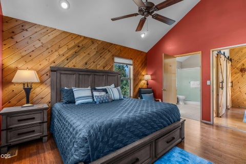 Tiny photo for 18117 Belknap Lane, Sunriver, OR 97707 (MLS # 220224649)