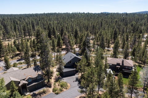 Tiny photo for 18117 Belknap Lane, Sunriver, OR 97707 (MLS # 220224649)