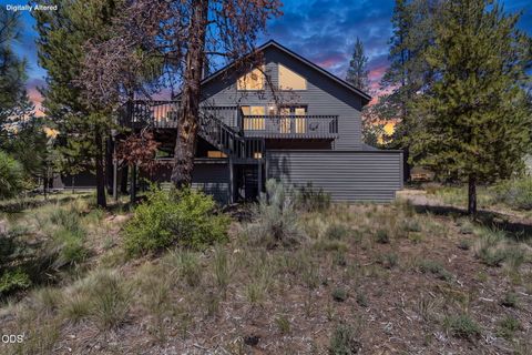 Tiny photo for 18117 Belknap Lane, Sunriver, OR 97707 (MLS # 220224649)