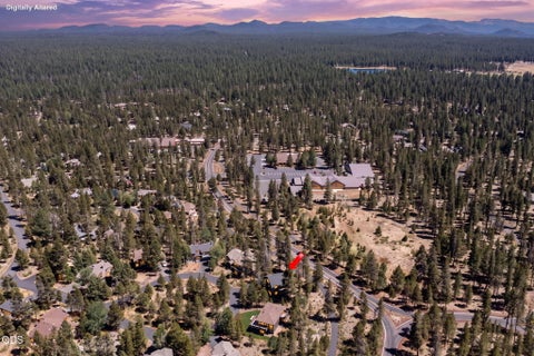 Tiny photo for 18117 Belknap Lane, Sunriver, OR 97707 (MLS # 220224649)