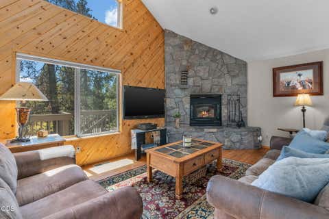 Tiny photo for 18117 Belknap Lane, Sunriver, OR 97707 (MLS # 220224649)