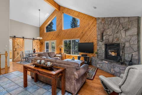 Tiny photo for 18117 Belknap Lane, Sunriver, OR 97707 (MLS # 220224649)