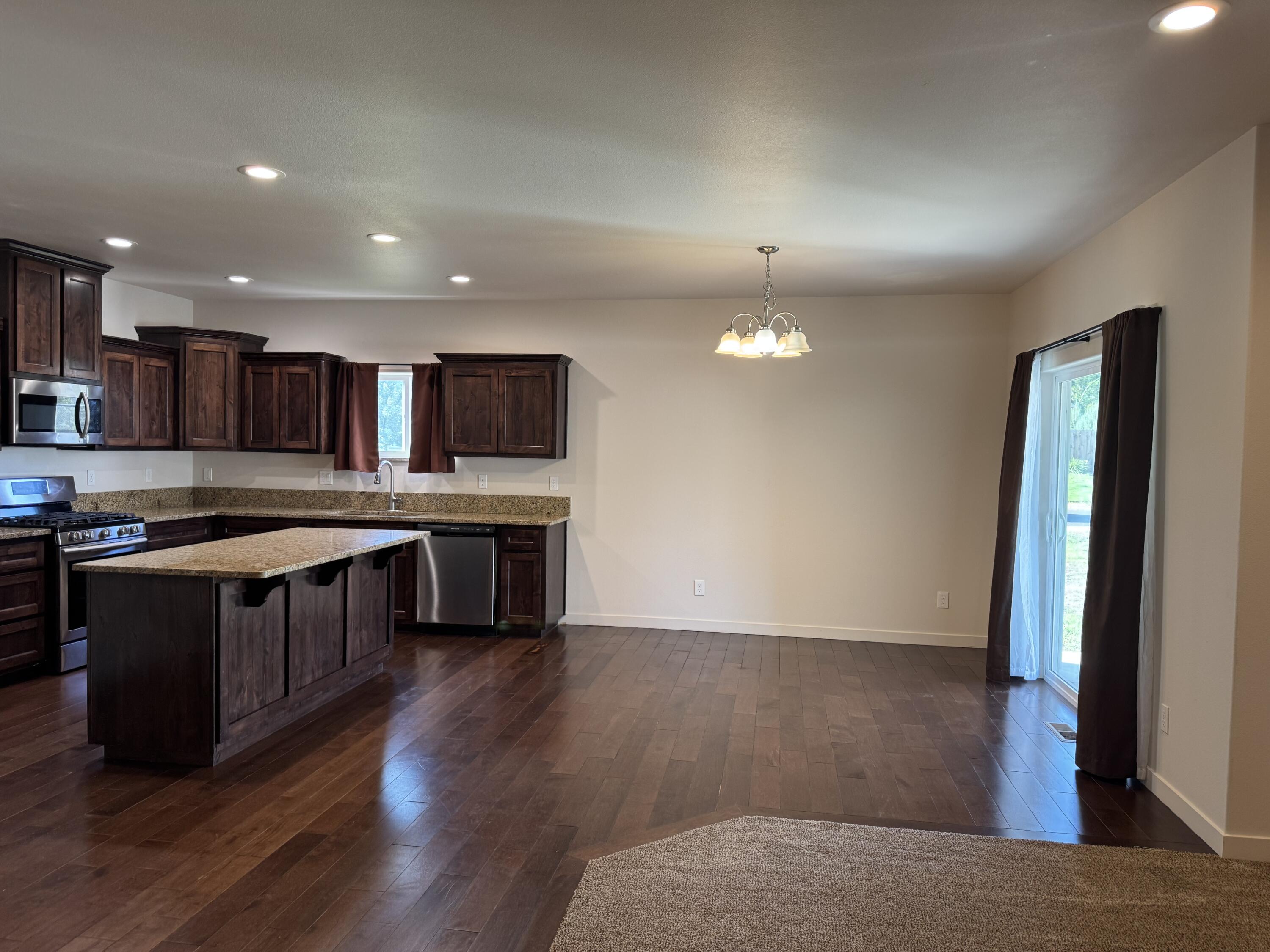 Roy Heart Estates - Residential