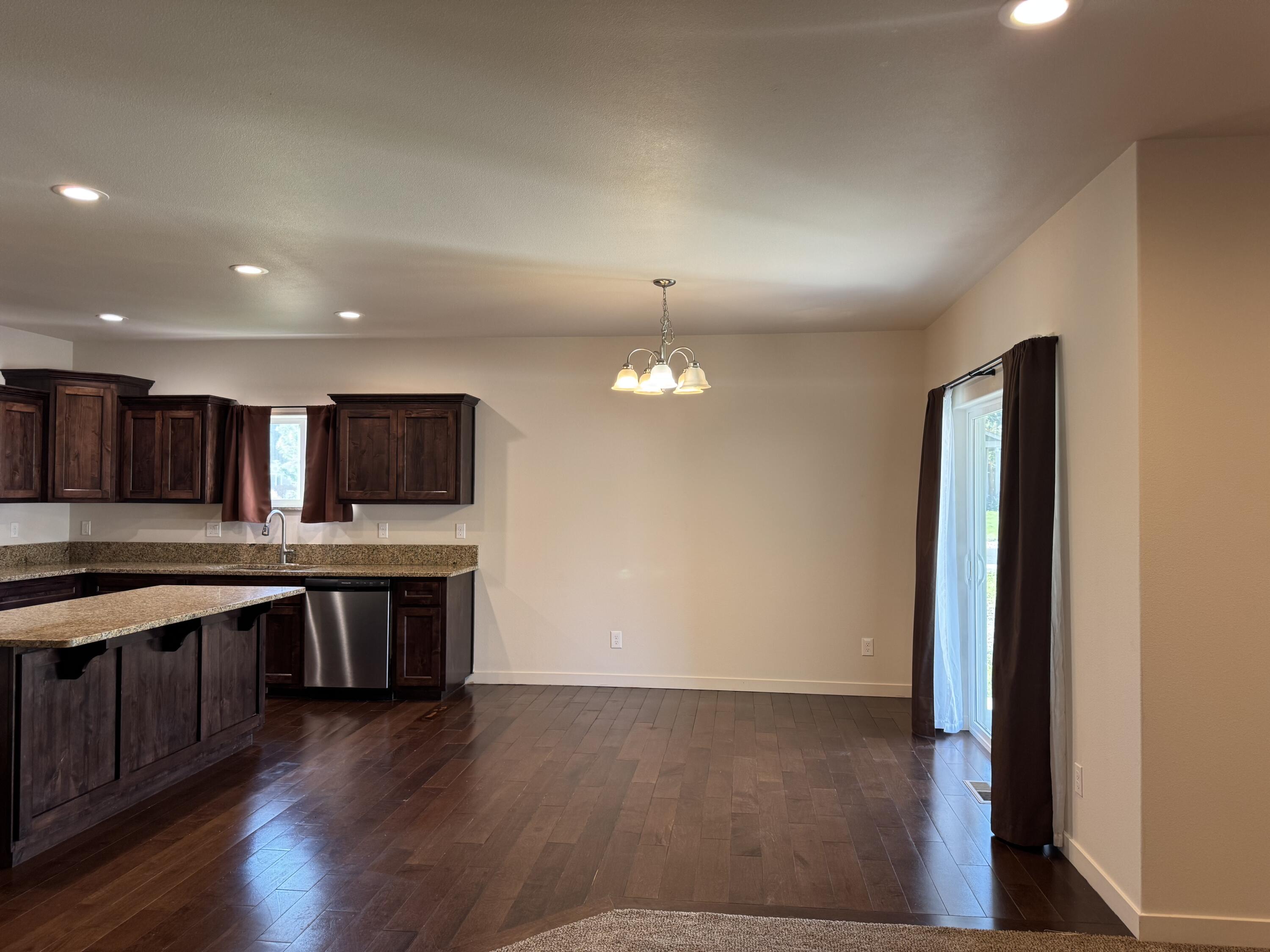 Roy Heart Estates - Residential