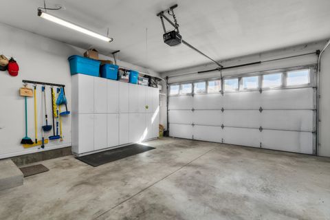 Tiny photo for 222 SW Meadow Lakes Drive, Prineville, OR 97754 (MLS # 220220083)