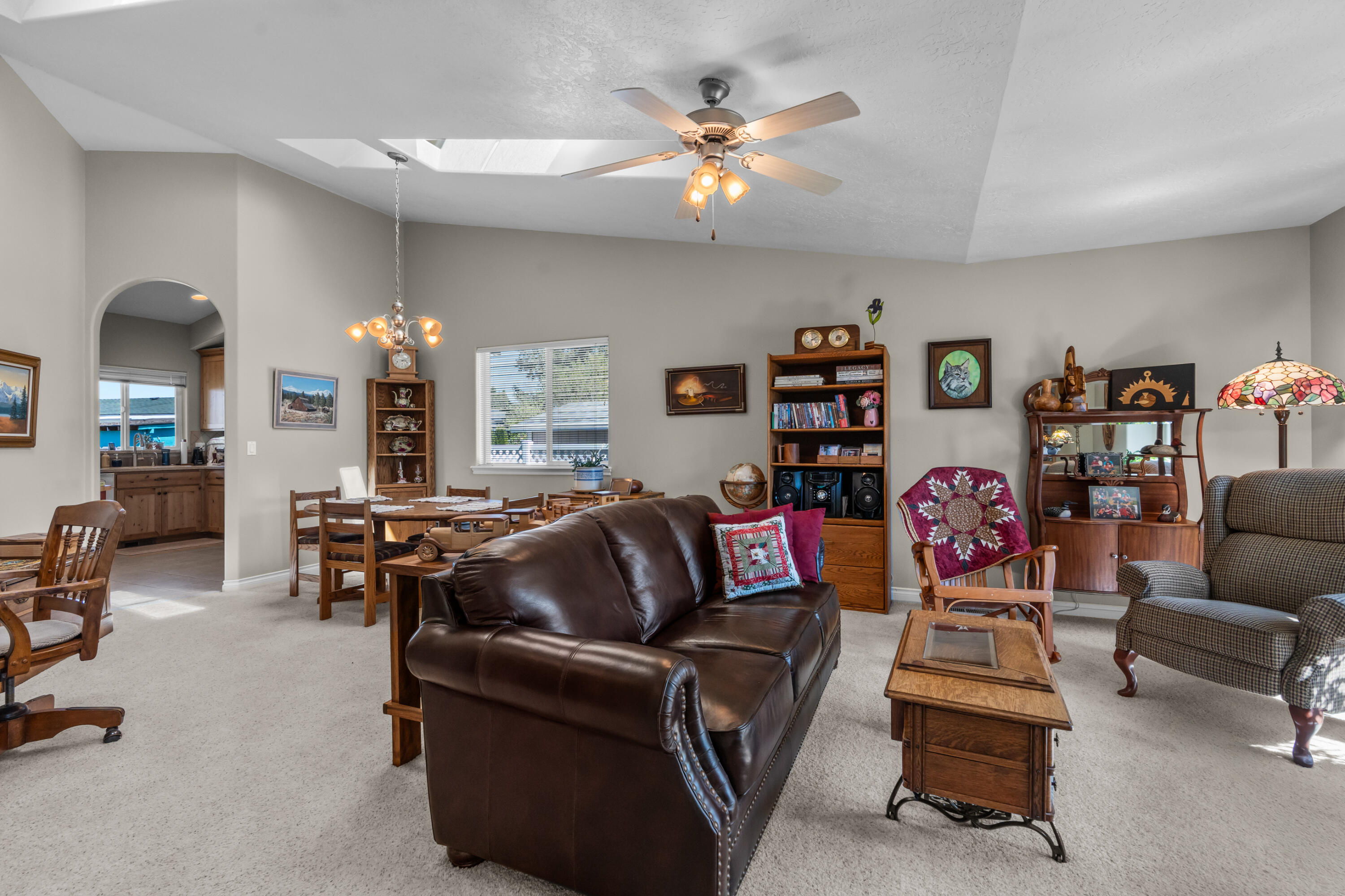 222 SW Meadow Lakes Drive