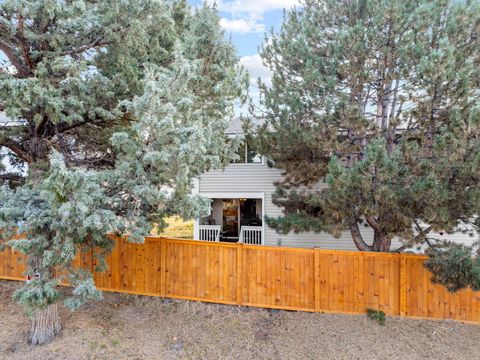 Tiny photo for 1801 NE Purcell Boulevard #APT 20, Bend, OR 97701 (MLS # 220215375)