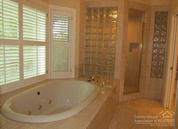 Broken Top - Residential